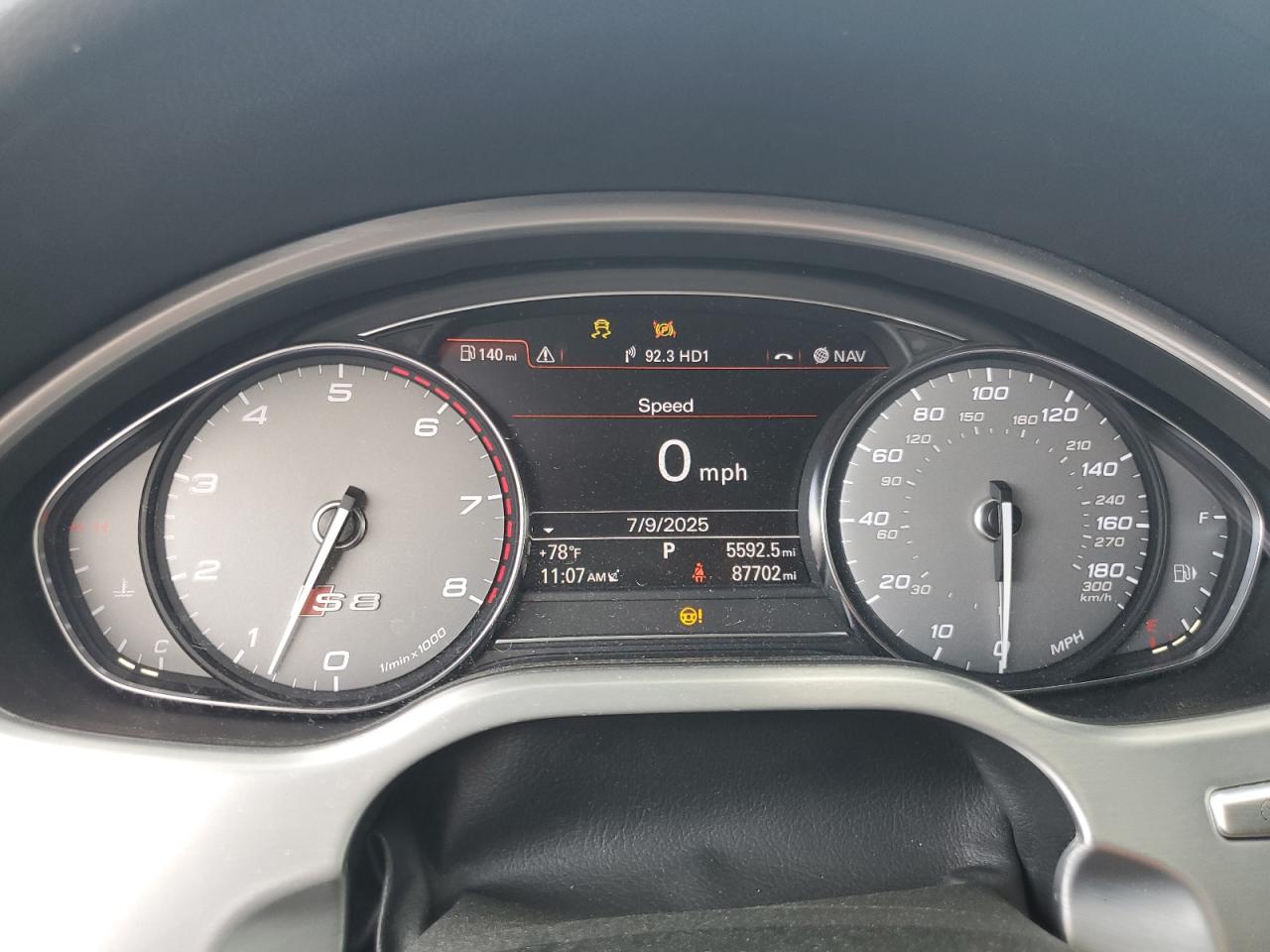waud2afd6dn018195 WAUD2AFD6DN018195 2013 Audi S8 Quattro