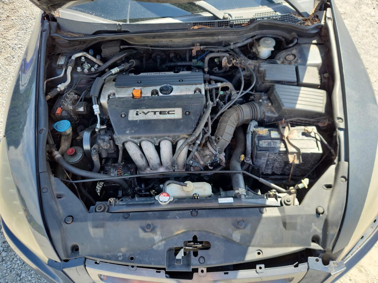 2004 Honda Accord Lx VIN: 1HGCM56334A000852 Lot: 61375675