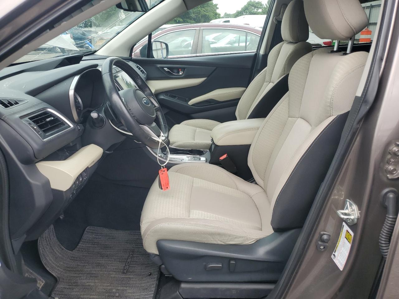 2021 Subaru Ascent Premium VIN: 4S4WMAHD2M3411427 Lot: 63858215