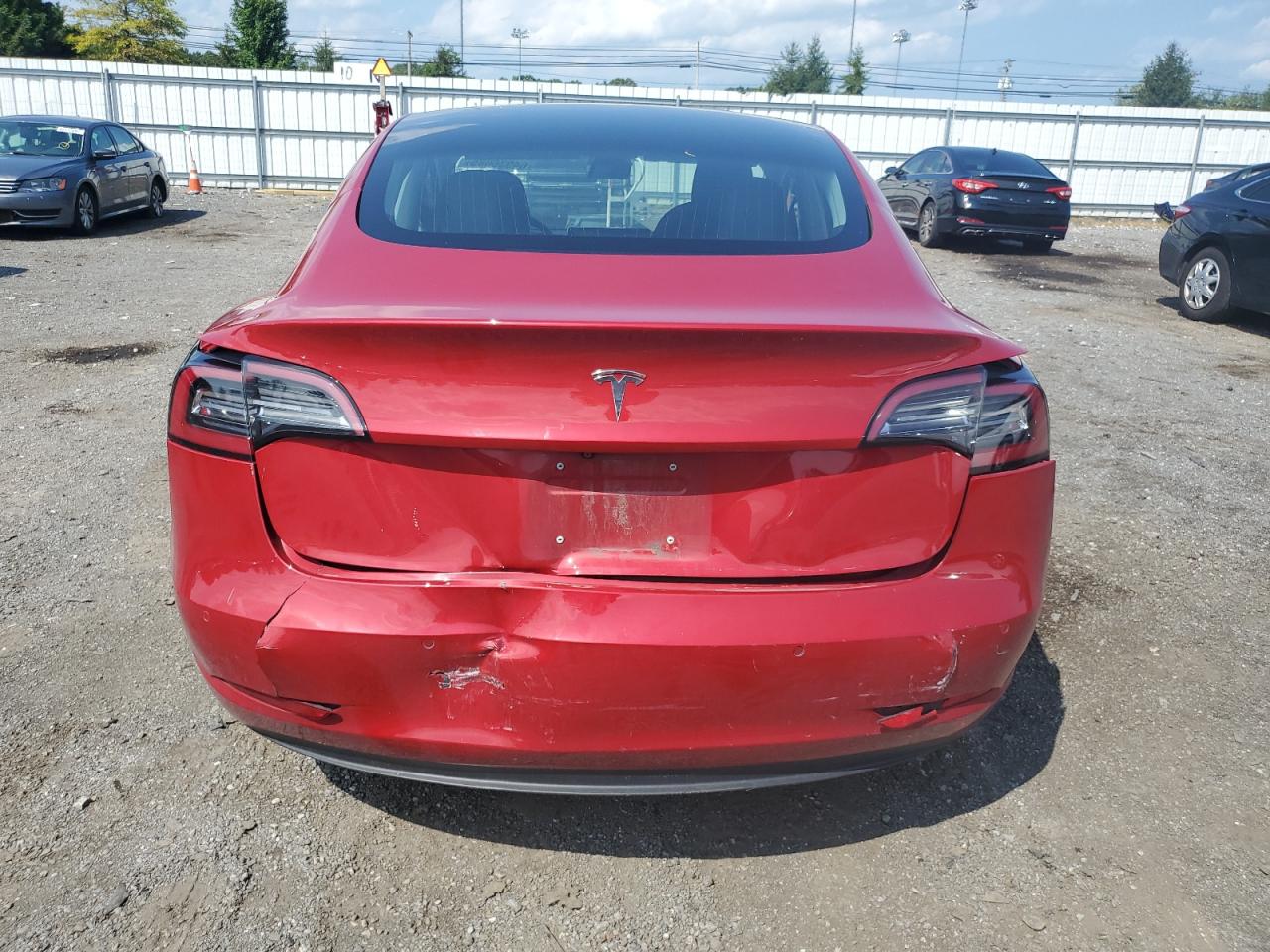2018 Tesla Model 3 VIN: 5YJ3E1EA9JF053305 Lot: 64936685