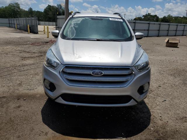  FORD ESCAPE 2018 Srebrny
