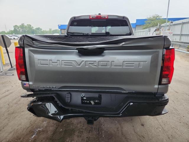  CHEVROLET COLORADO 2024 Srebrny