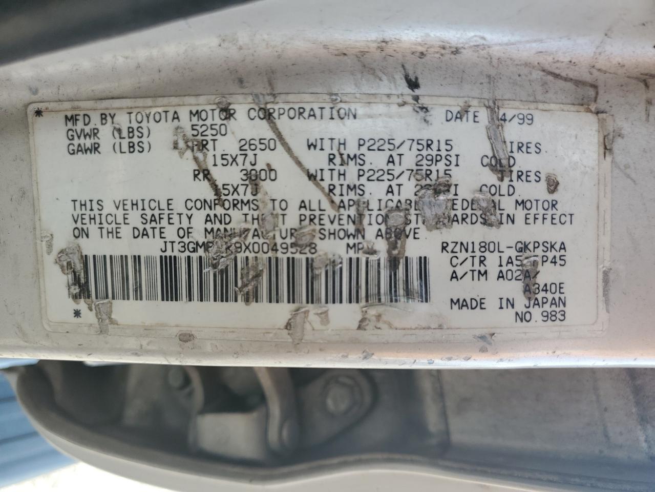 1999 Toyota 4Runner VIN: JT3GM84R9X0049528 Lot: 62519155