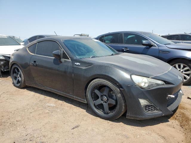 Coupet TOYOTA SCION 2016 Czarny