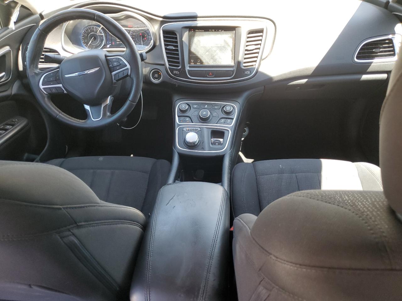 2016 Chrysler 200 Limited VIN: 1C3CCCAB0GN167787 Lot: 65837045