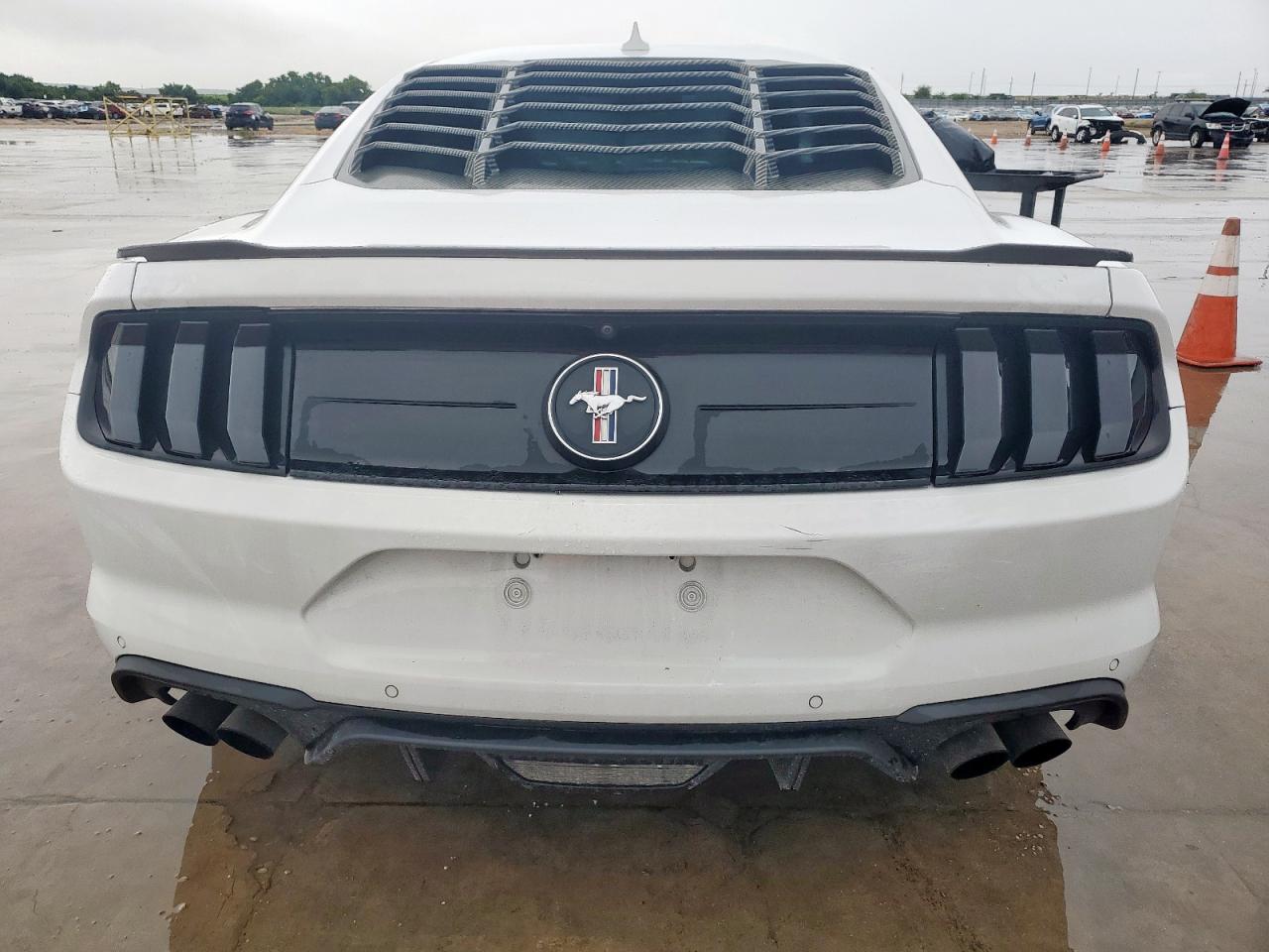 2021 Ford Mustang VIN: 1FA6P8TD8M5106018 Lot: 64782335