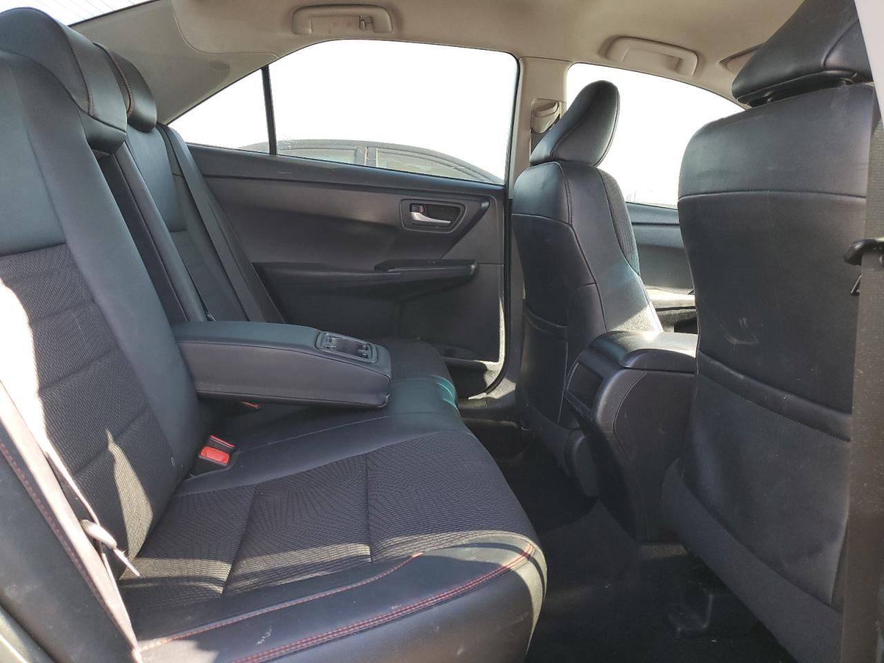 4t1bf1fk0gu221294 4T1BF1FK0GU221294 2016 Toyota Camry Le