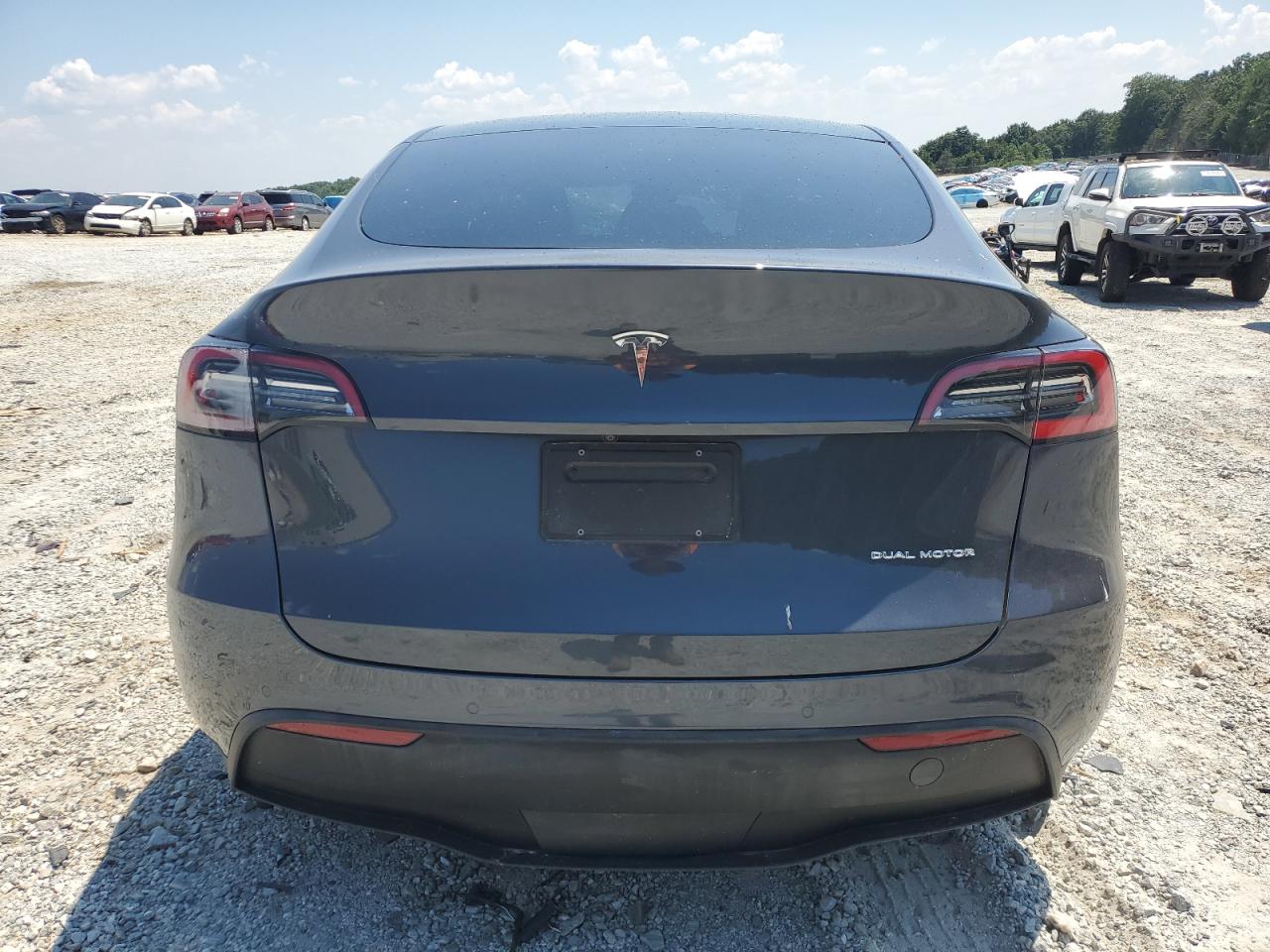 2021 Tesla Model Y VIN: 5YJYGDEE8MF084702 Lot: 63570125