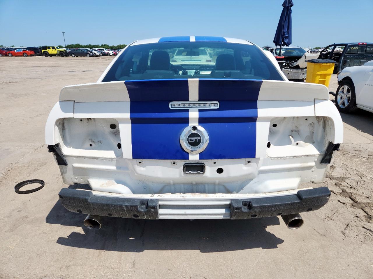 2007 Ford Mustang Gt VIN: 1ZVHT82HX75318519 Lot: 64266865