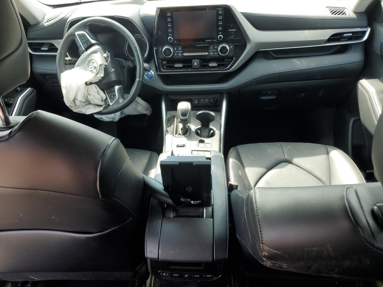 2022 Toyota Highlander Hybrid Xle VIN: 5TDGBRCHXNS553709 Lot: 64360285