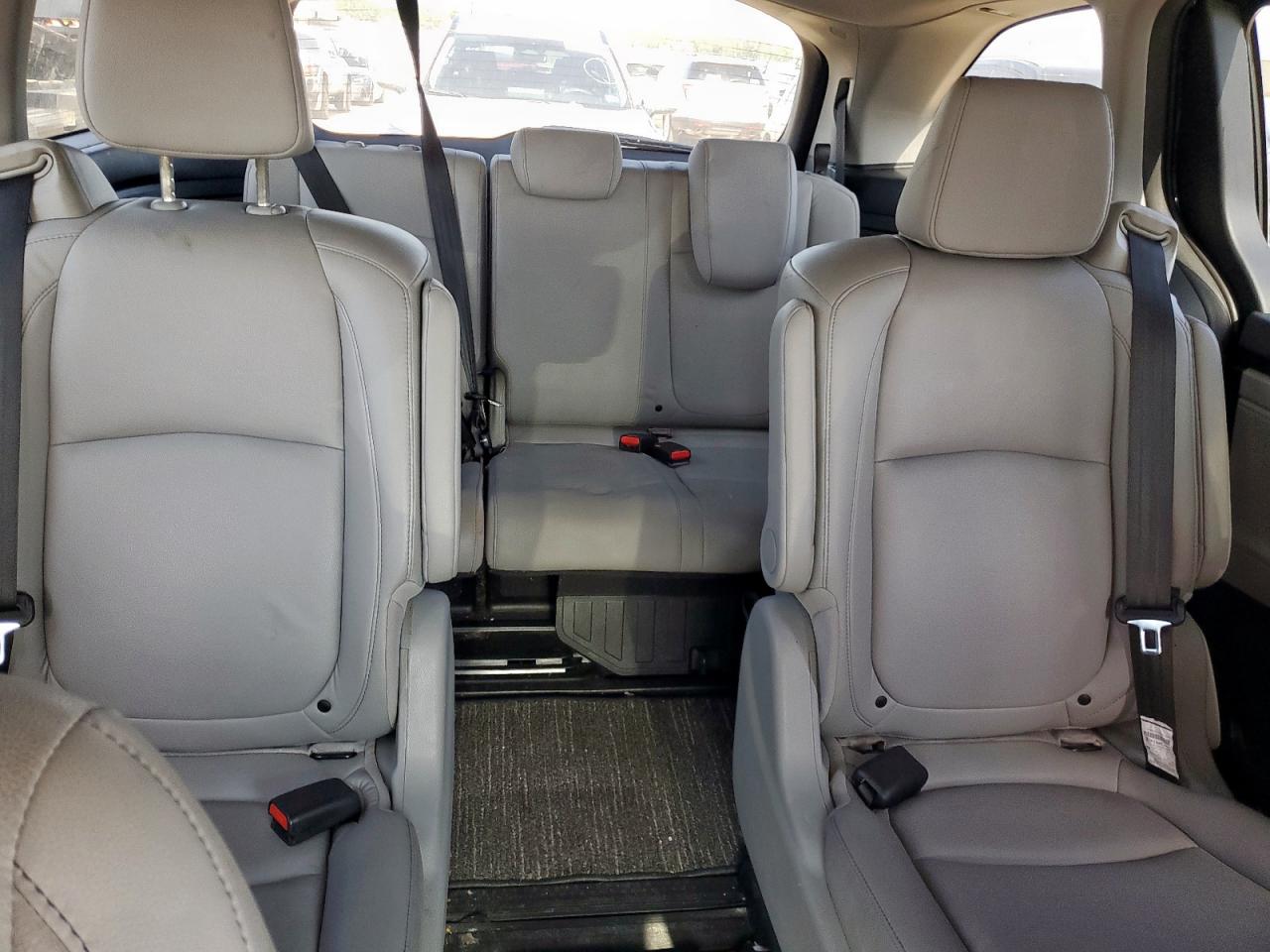 2022 Honda Odyssey Exl VIN: 5FNRL6H72NB036879 Lot: 64967435