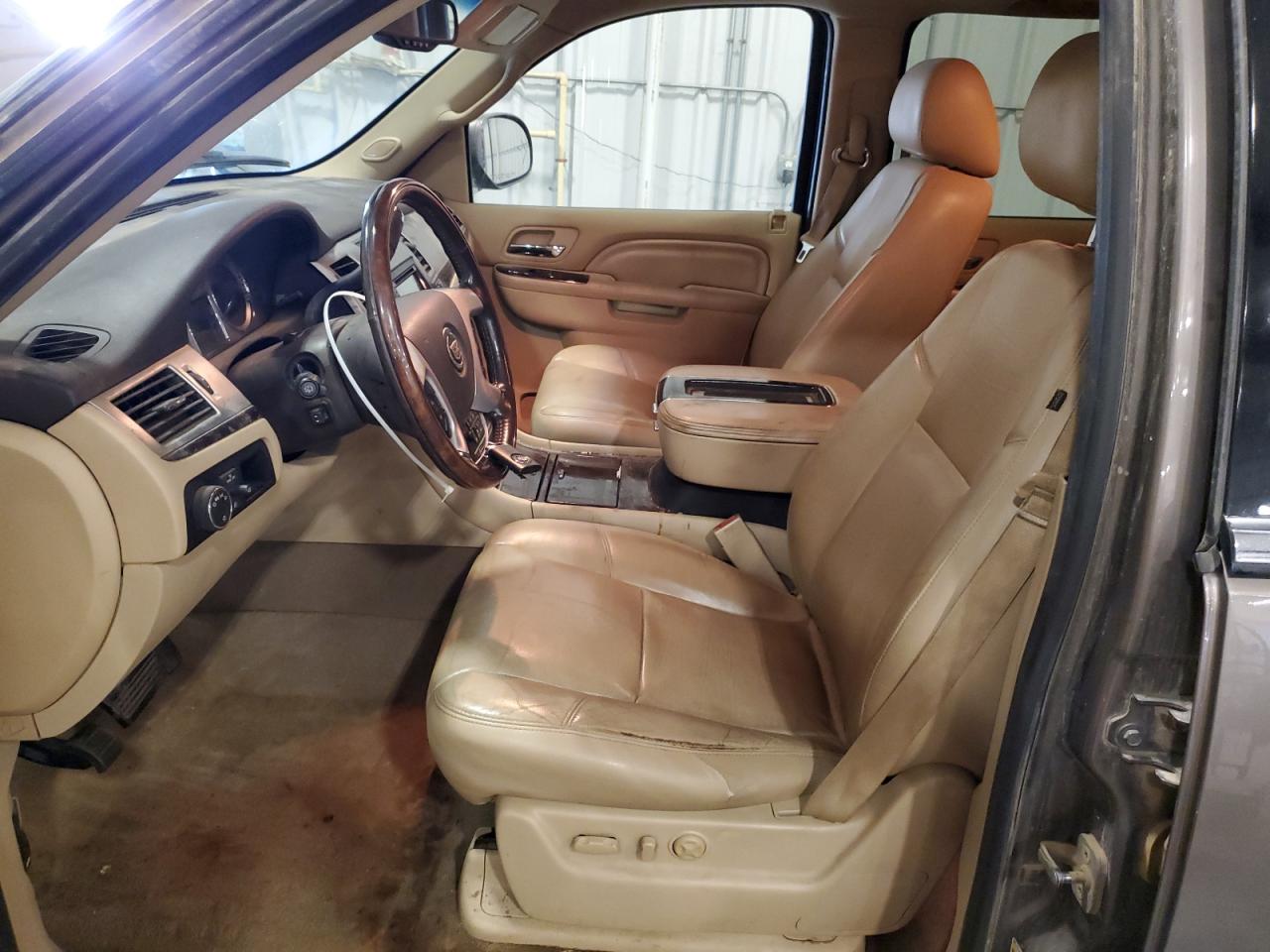2013 Cadillac Escalade Esv Luxury VIN: 1GYS4HEF6DR319584 Lot: 64249015
