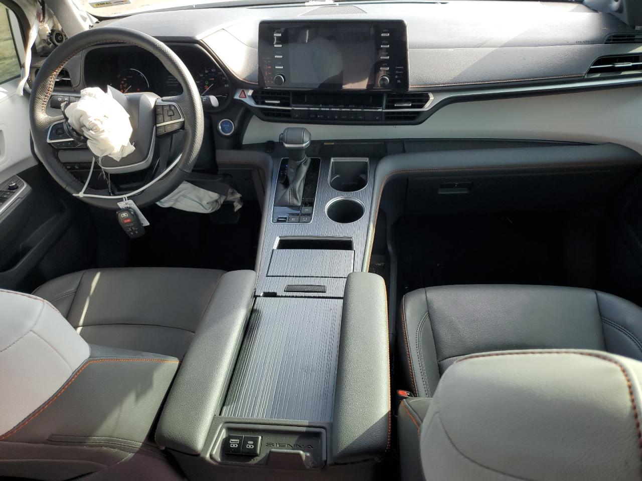 2021 Toyota Sienna Xse VIN: 5TDDSKFC0MS035679 Lot: 65329995