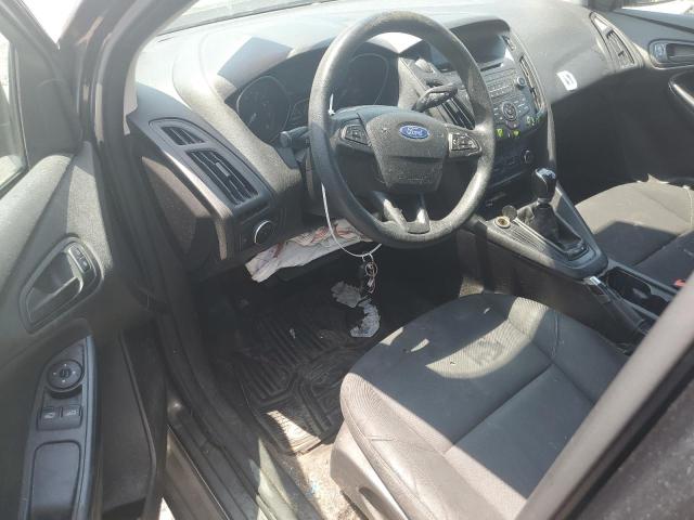 Sedans FORD FOCUS 2016 Gray