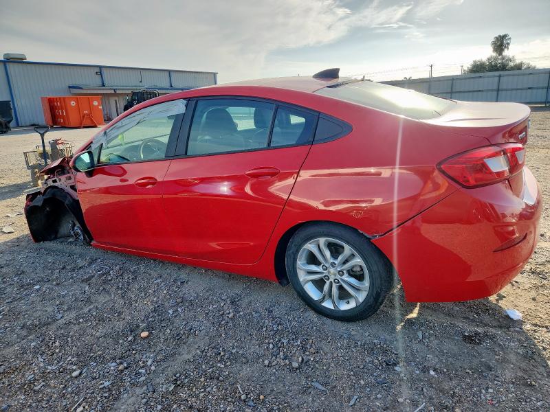  CHEVROLET CRUZE 2019 Czerwony