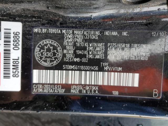 2011 TOYOTA SEQUOIA SR5  