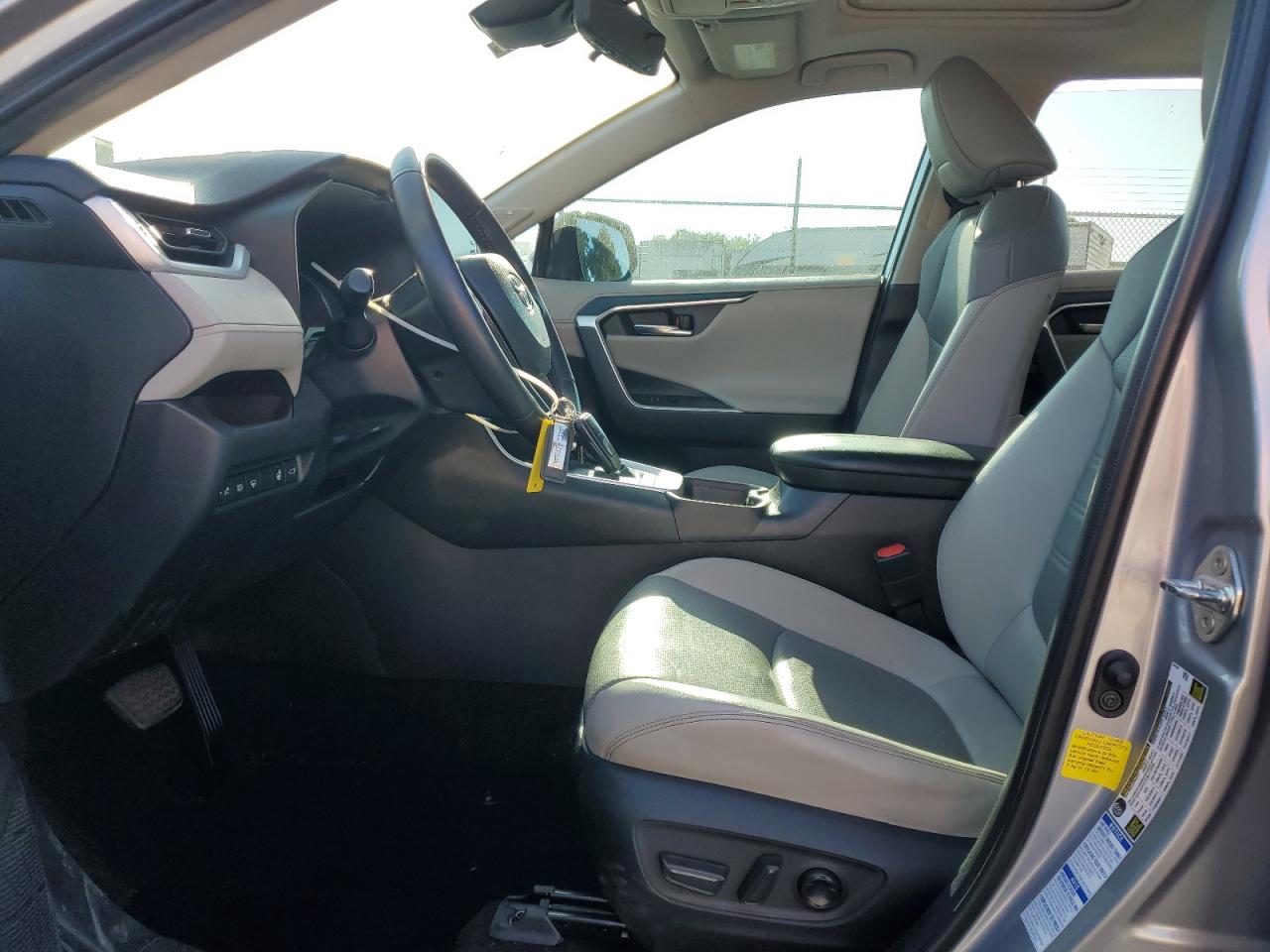 2020 Toyota Rav4 Limited VIN: 2T3DWRFVXLW076591 Lot: 64688565