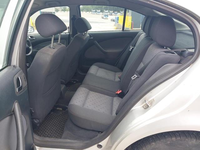 2003 SKODA OCTAVIA AM