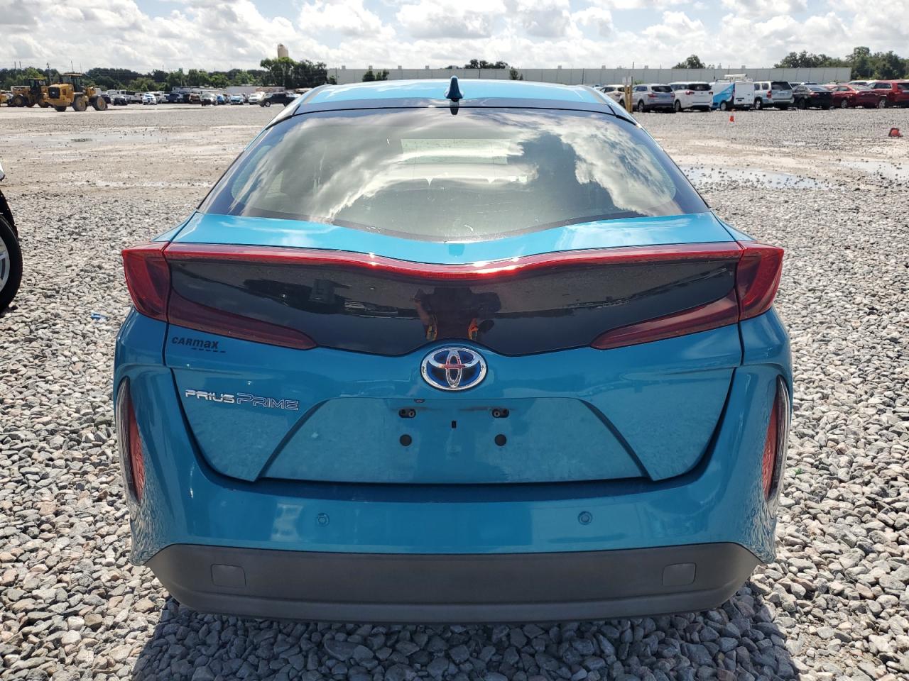 2017 Toyota Prius Prime VIN: JTDKARFPXH3028994 Lot: 64950065