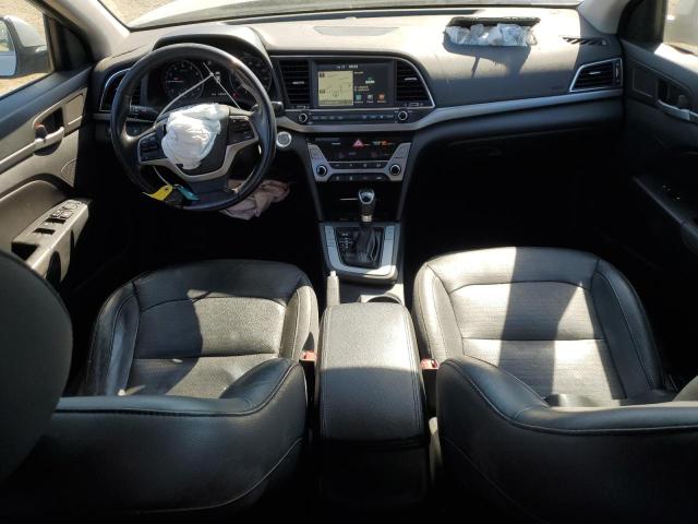  HYUNDAI ELANTRA 2017 Srebrny