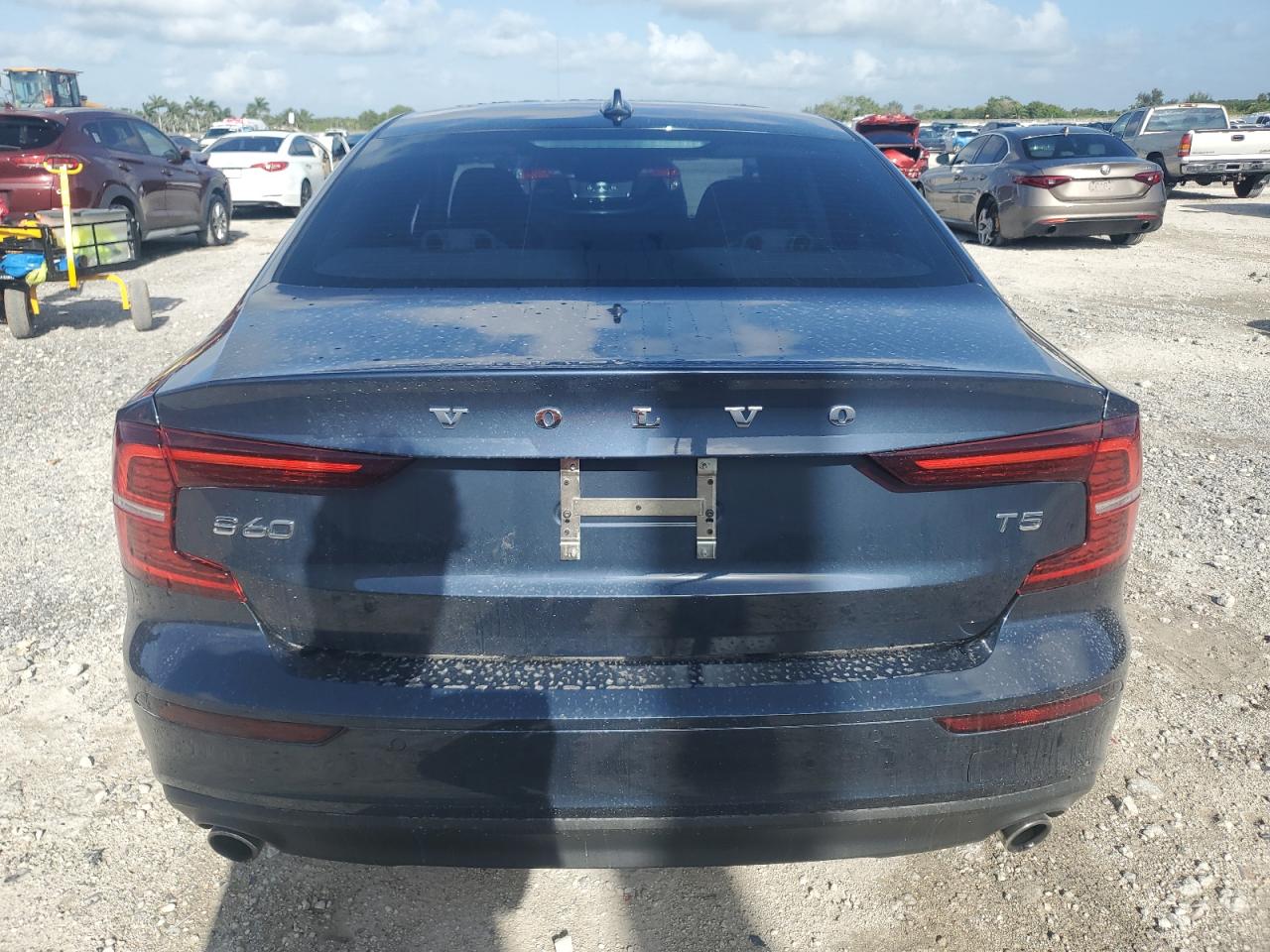 2019 Volvo S60 T5 Momentum VIN: 7JR102FK3KG009246 Lot: 64351045