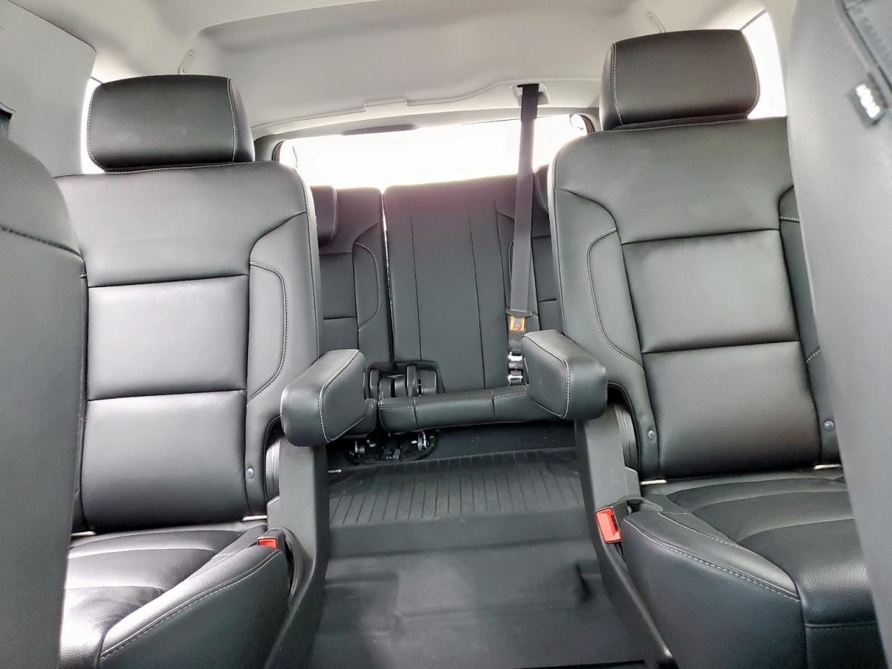 2019 Chevrolet Tahoe C1500 Lt VIN: 1GNSCBKC1KR322641 Lot: 65519615