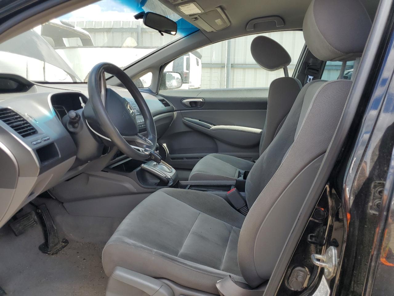 2009 Honda Civic Lx VIN: 19XFA16569E050065 Lot: 64983565