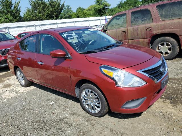  NISSAN VERSA 2019 Czerwony
