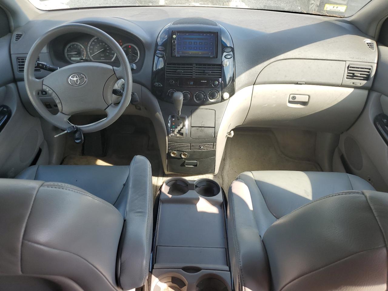 2005 Toyota Sienna Ce VIN: 5TDZA23C15S386826 Lot: 65550295