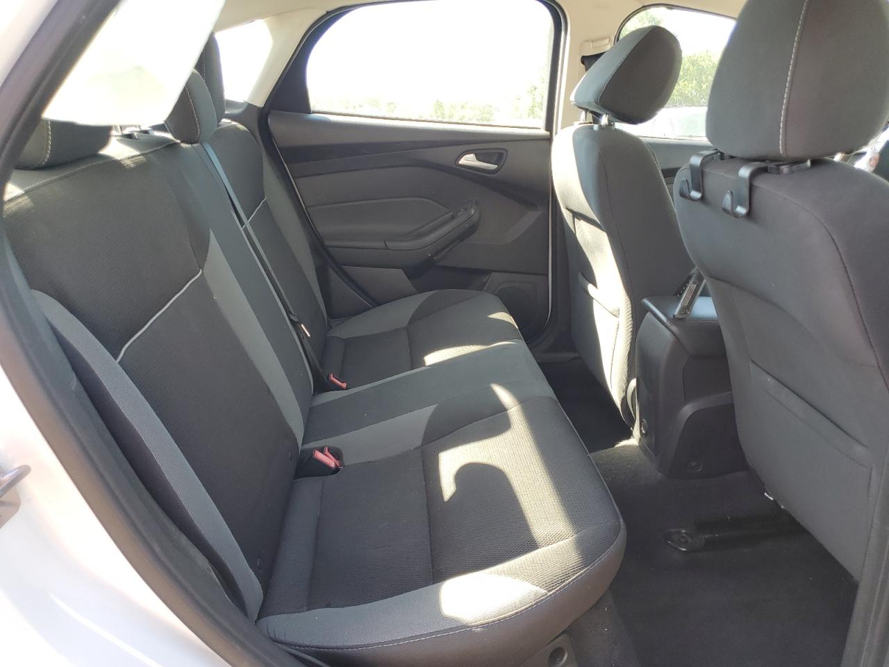 2014 Ford Focus Se VIN: 1FADP3F21EL420577 Lot: 63068615