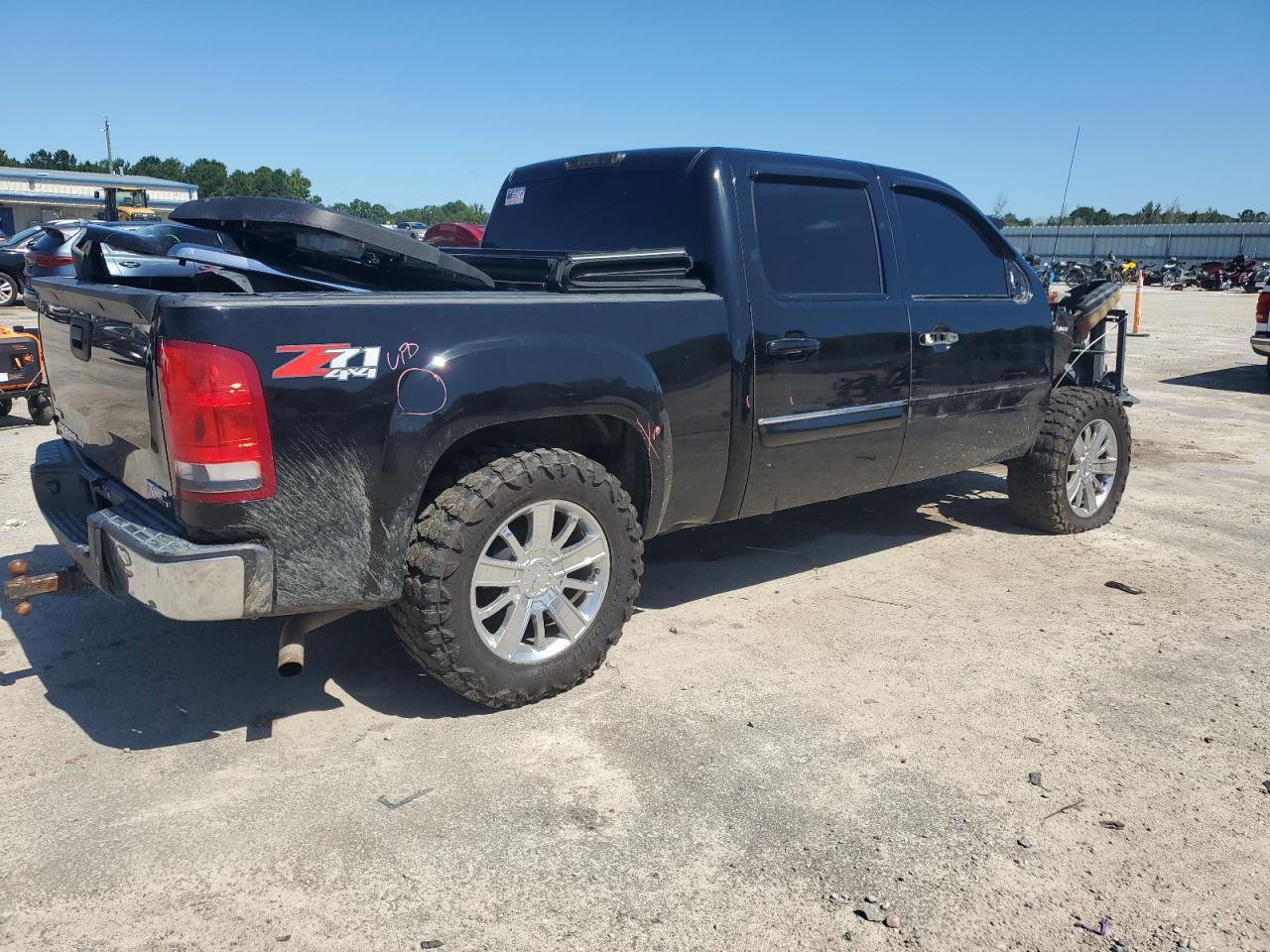 3gtp2we38bg379942 3GTP2WE38BG379942 2011 GMC Sierra K1500 Slt