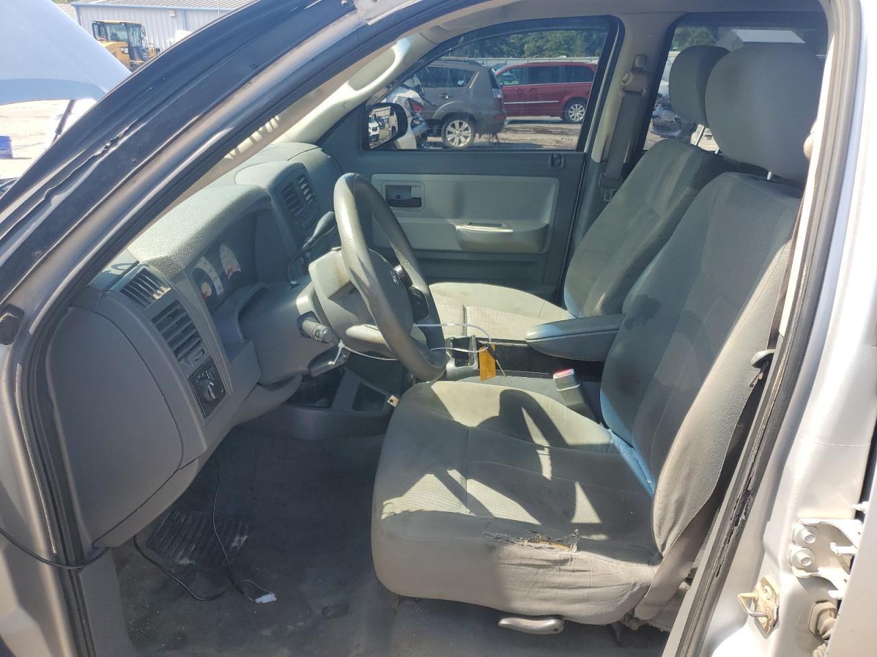 2005 Dodge Dakota Quad VIN: 1D7HE28K15S304493 Lot: 66843145