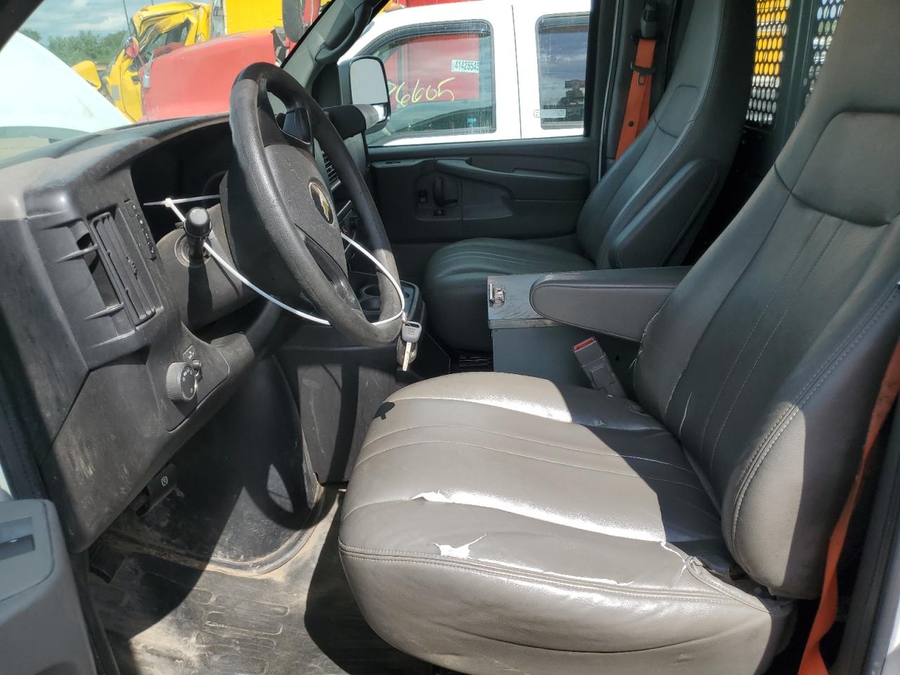 2015 Chevrolet Express G2500 VIN: 1GCWGFCF0F1229306 Lot: 65378375