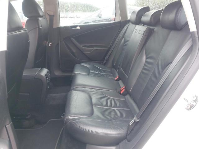 2010 VOLKSWAGEN PASSAT HIG