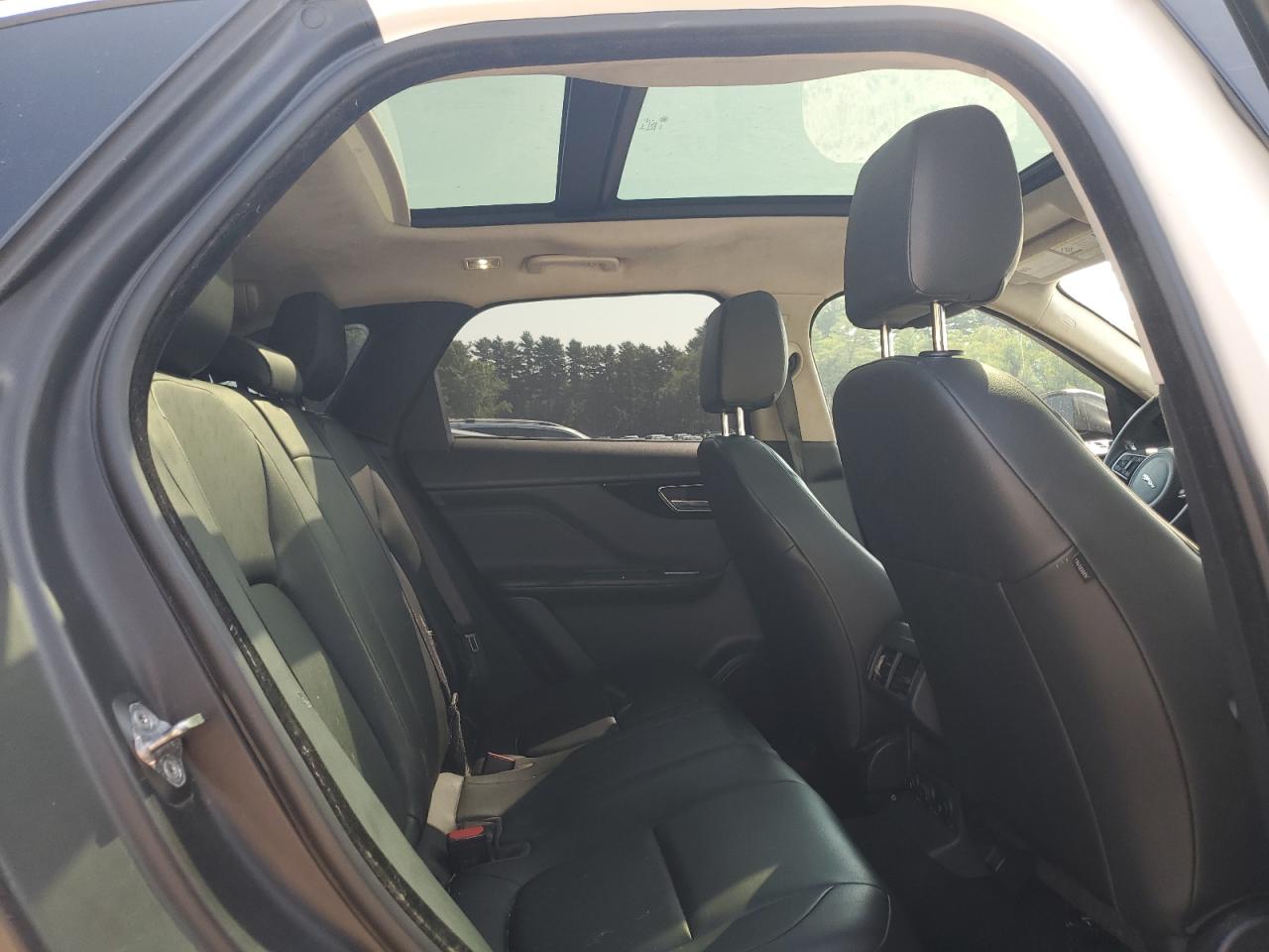 sadcs2fx3ka602299 SADCS2FX3KA602299 2019 Jaguar F-Pace
