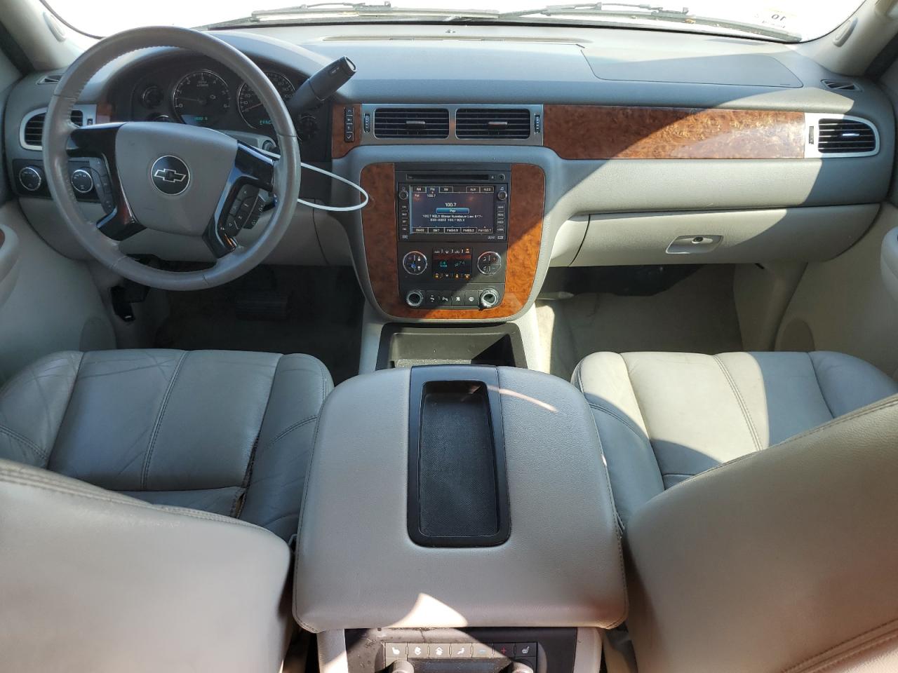 2007 Chevrolet Suburban K1500 VIN: 1GNFK16Y77R376764 Lot: 64812405
