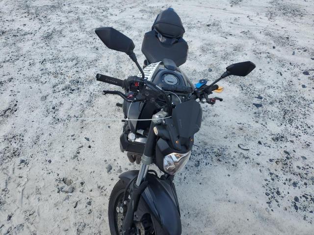  YAMAHA FZ-07/09 2016 Чорний
