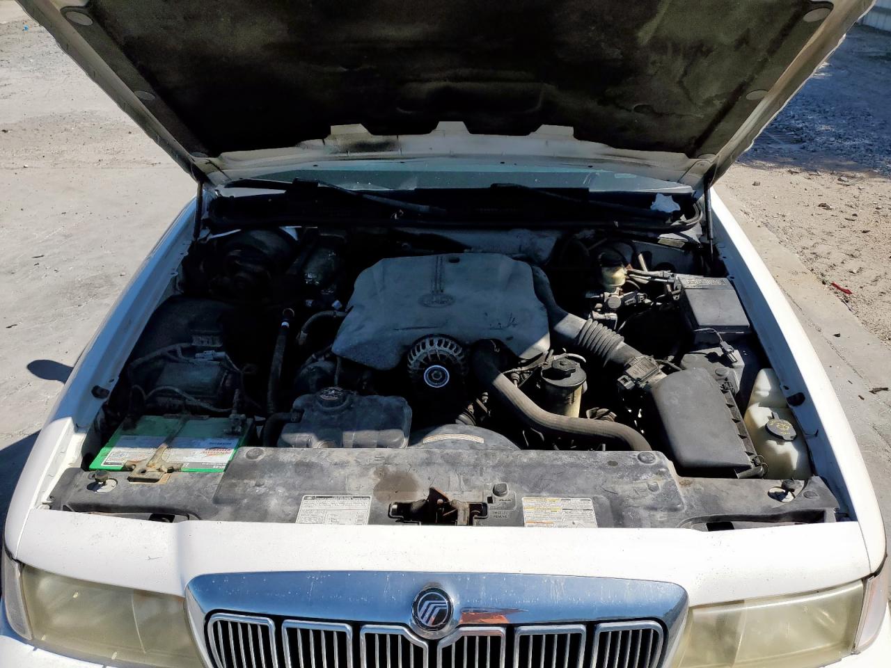 1998 Mercury Grand Marquis Gs VIN: 2MEFM74WXWX651425 Lot: 65161705