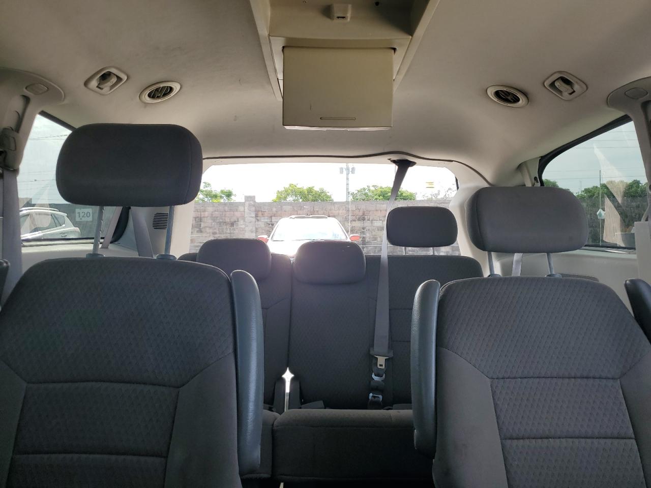 2008 Chrysler Town & Country Touring VIN: 2A8HR54P88R651447 Lot: 64588815
