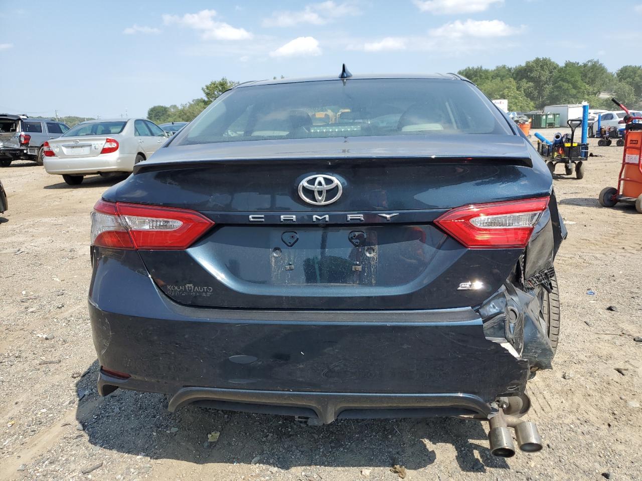 2019 Toyota Camry L VIN: 4T1B11HK8KU761691 Lot: 65999015
