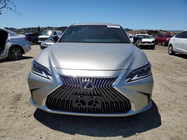  LEXUS ES300 2021 Серебристый