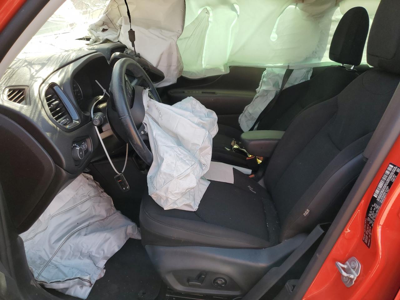 2020 Jeep Renegade Latitude VIN: ZACNJABB4LPL02264 Lot: 65031195