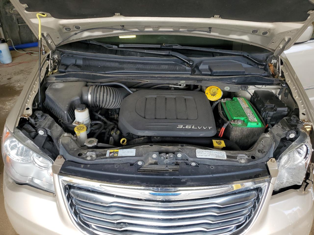 2015 Chrysler Town & Country Touring VIN: 2C4RC1BG7FR596110 Lot: 64843075