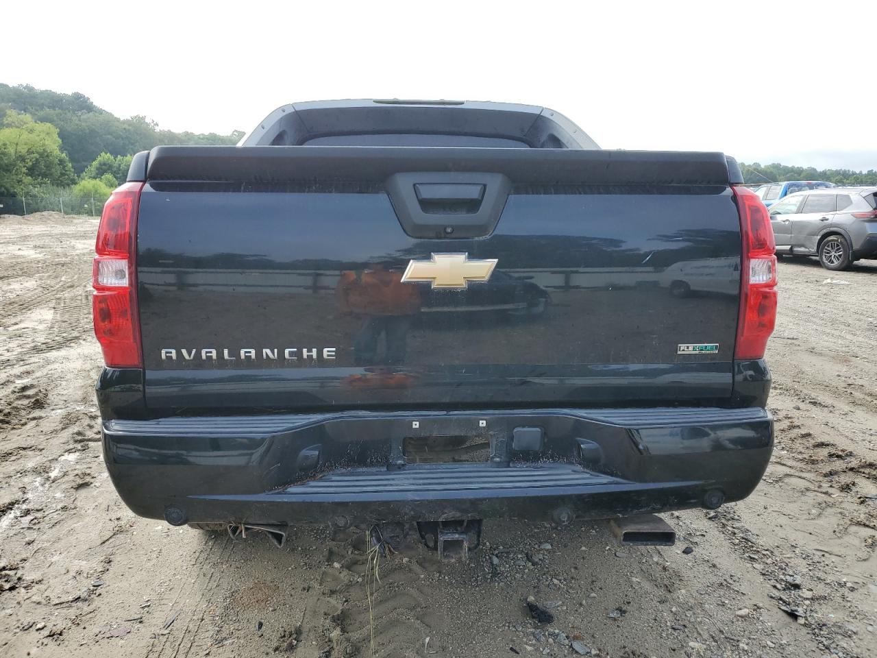2011 Chevrolet Avalanche Lt VIN: 3GNMCFE07BG345780 Lot: 64725335