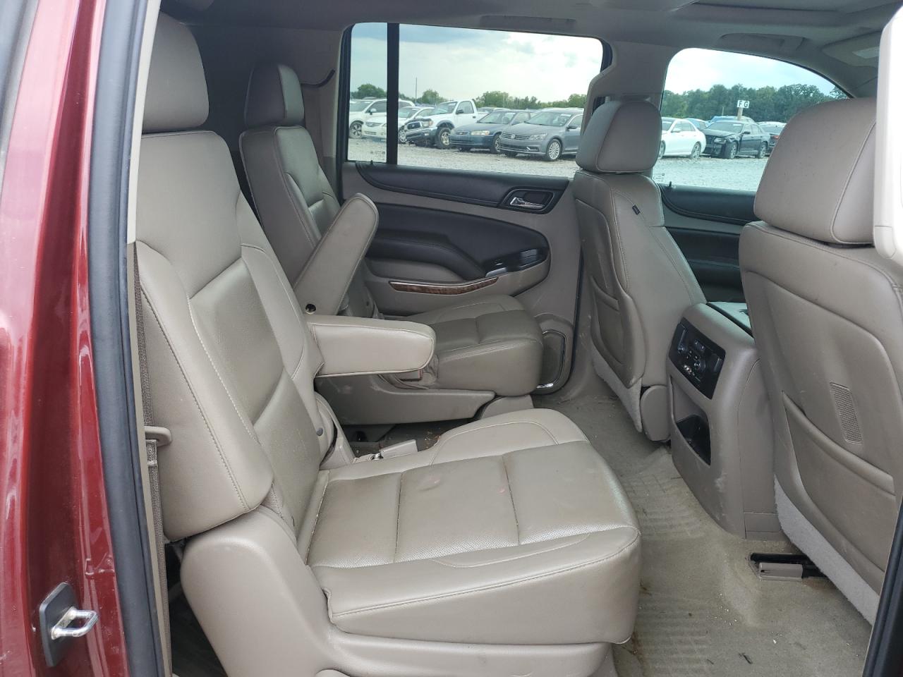 2016 Chevrolet Suburban C1500 Ltz VIN: 1GNSCJKC7GR464350 Lot: 64210865