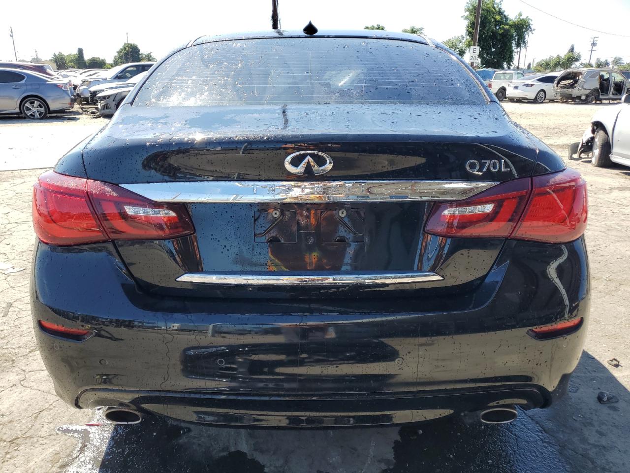 2018 Infiniti Q70L 3.7 Luxe VIN: JN1BY1PP4JM330375 Lot: 64426585