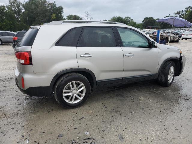  KIA SORENTO 2015 Srebrny