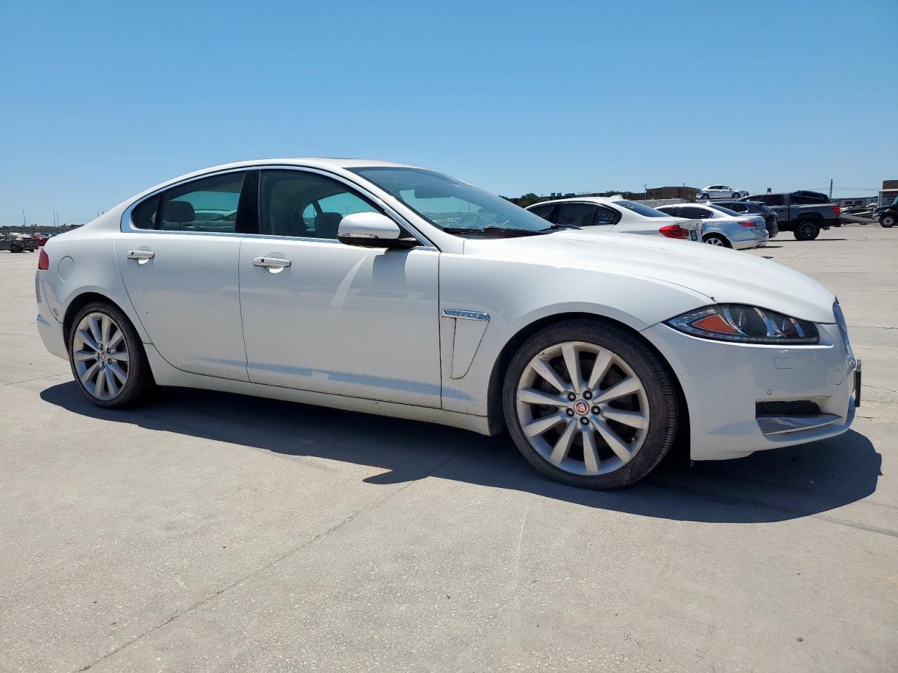 sajwa0ex1e8u22060 SAJWA0EX1E8U22060 2014 Jaguar Xf