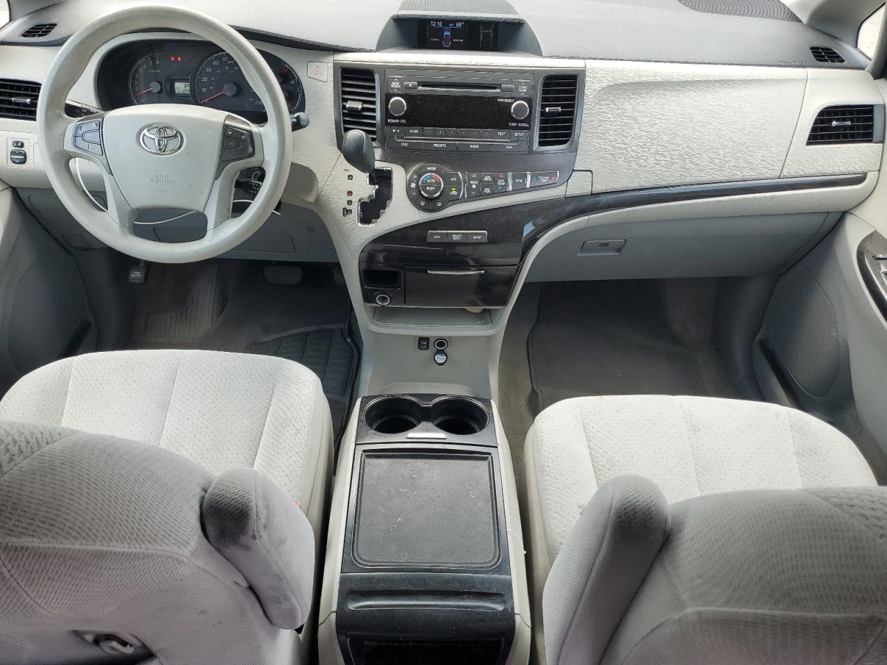 2013 Toyota Sienna Le VIN: 5TDKK3DC3DS294182 Lot: 65069335