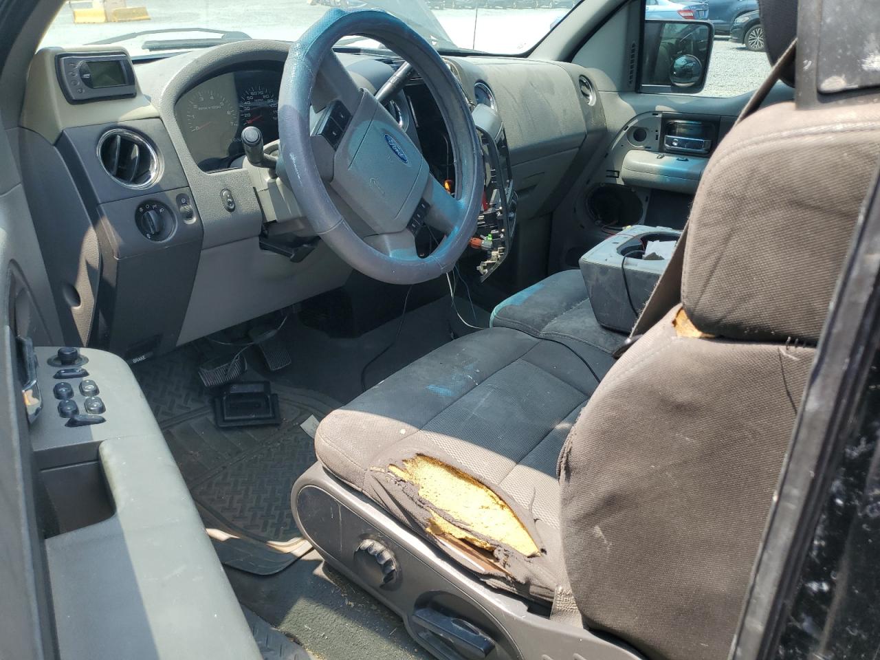 2005 Ford F150 VIN: 1FTPX12565FA38328 Lot: 63853605